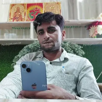 Chhora Tu Mun Buri Batav Bhayeli N Ladli - MANISH LOTAN album cover 