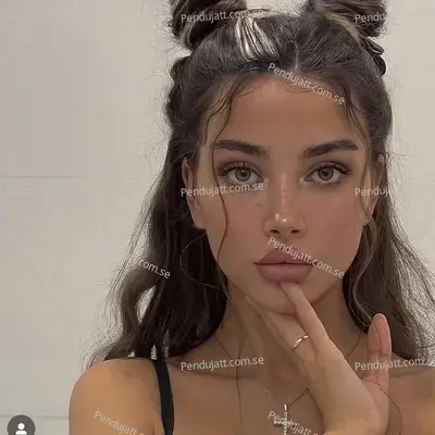 Me Gustas Tu - aestheticmuzzic album cover 